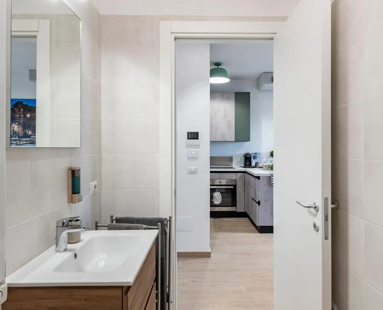 Brand New Apartment With Private Parking Space روما 0*,  إيطاليا